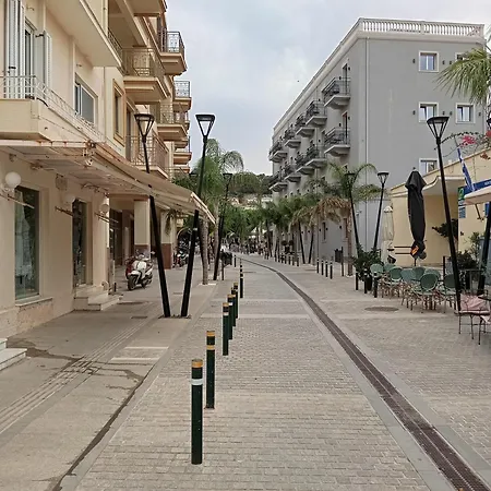 Aeraki Center Appartement *