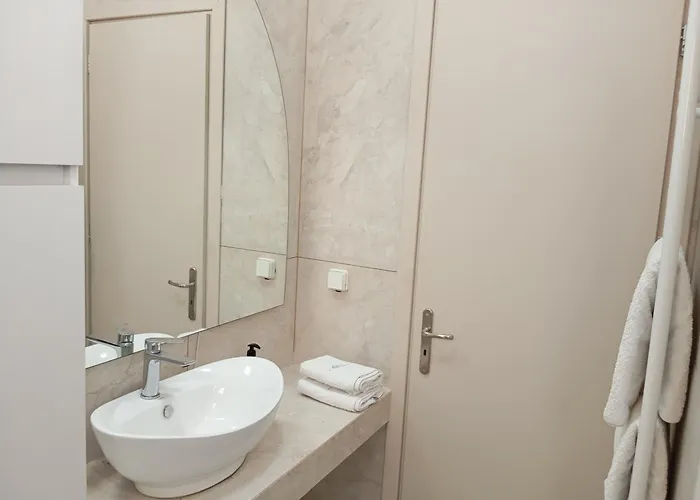 Aeraki Center Apartman